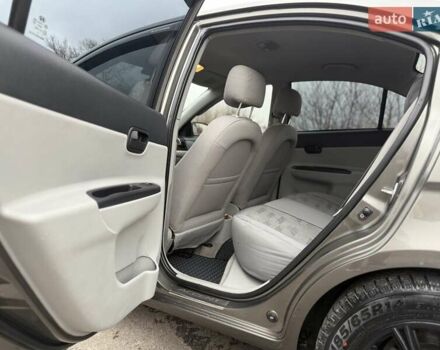 Серый Хендай Акцент, объемом двигателя 1.5 л и пробегом 251 тыс. км за 4500 $, фото 10 на Automoto.ua