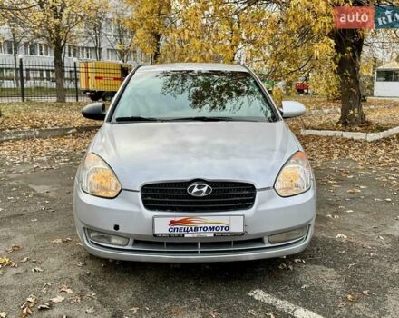 Серый Хендай Акцент, объемом двигателя 1.4 л и пробегом 165 тыс. км за 4990 $, фото 6 на Automoto.ua