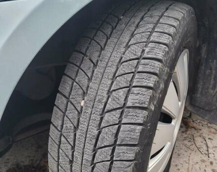 Серый Хендай Акцент, объемом двигателя 1.5 л и пробегом 183 тыс. км за 5000 $, фото 3 на Automoto.ua