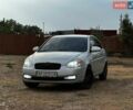 Серый Хендай Акцент, объемом двигателя 1.6 л и пробегом 159 тыс. км за 7400 $, фото 1 на Automoto.ua