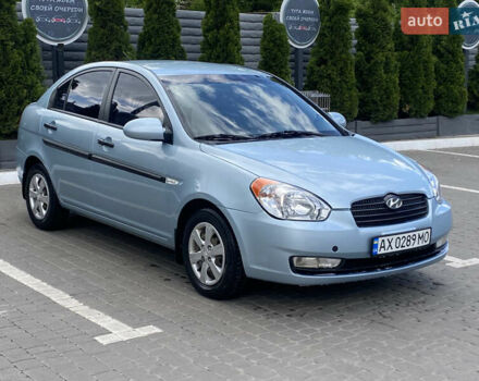Серый Хендай Акцент, объемом двигателя 1.4 л и пробегом 85 тыс. км за 4700 $, фото 1 на Automoto.ua