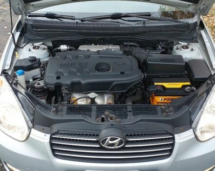 Сірий Хендай Акцент, об'ємом двигуна 1.4 л та пробігом 192 тис. км за 5000 $, фото 10 на Automoto.ua