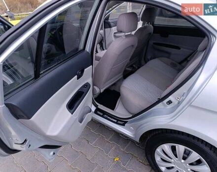 Серый Хендай Акцент, объемом двигателя 1.4 л и пробегом 186 тыс. км за 5000 $, фото 19 на Automoto.ua