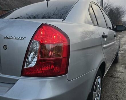 Серый Хендай Акцент, объемом двигателя 1.4 л и пробегом 82 тыс. км за 6600 $, фото 62 на Automoto.ua