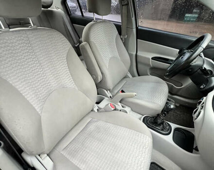 Серый Хендай Акцент, объемом двигателя 1.4 л и пробегом 271 тыс. км за 3400 $, фото 5 на Automoto.ua