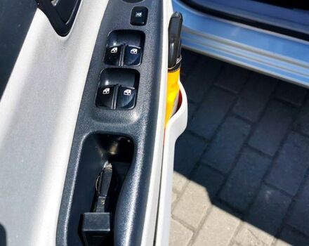 Сірий Хендай Акцент, об'ємом двигуна 1.4 л та пробігом 110 тис. км за 4800 $, фото 5 на Automoto.ua