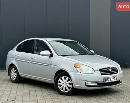 Серый Хендай Акцент, объемом двигателя 1.4 л и пробегом 312 тыс. км за 4150 $, фото 3 на Automoto.ua