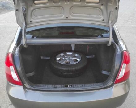 Сірий Хендай Акцент, об'ємом двигуна 1.4 л та пробігом 240 тис. км за 4650 $, фото 3 на Automoto.ua