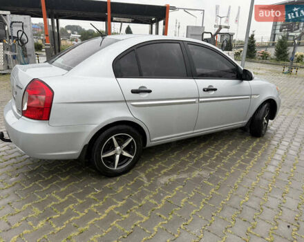 Серый Хендай Акцент, объемом двигателя 1.49 л и пробегом 190 тыс. км за 6200 $, фото 2 на Automoto.ua