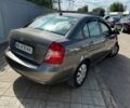 Серый Хендай Акцент, объемом двигателя 1.6 л и пробегом 180 тыс. км за 4800 $, фото 2 на Automoto.ua