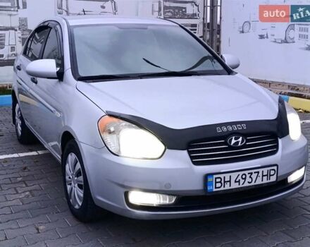 Серый Хендай Акцент, объемом двигателя 1.4 л и пробегом 186 тыс. км за 5000 $, фото 12 на Automoto.ua