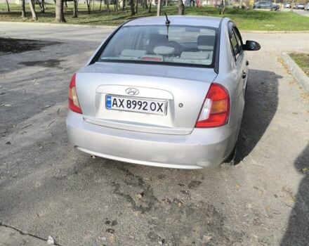 Серый Хендай Акцент, объемом двигателя 1.4 л и пробегом 120 тыс. км за 3600 $, фото 2 на Automoto.ua