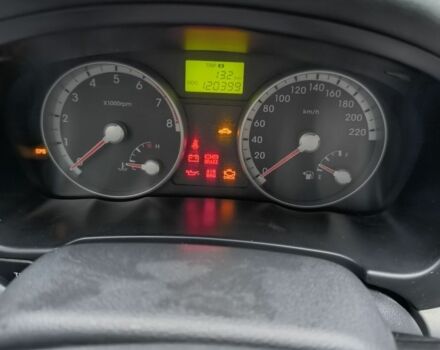 Серый Хендай Акцент, объемом двигателя 1.4 л и пробегом 120 тыс. км за 3600 $, фото 9 на Automoto.ua