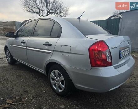 Серый Хендай Акцент, объемом двигателя 1.4 л и пробегом 82 тыс. км за 6600 $, фото 3 на Automoto.ua
