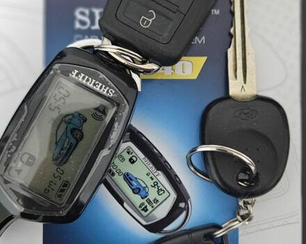 Серый Хендай Акцент, объемом двигателя 1.6 л и пробегом 208 тыс. км за 4000 $, фото 2 на Automoto.ua