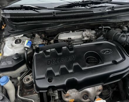 Серый Хендай Акцент, объемом двигателя 1.4 л и пробегом 220 тыс. км за 4500 $, фото 4 на Automoto.ua