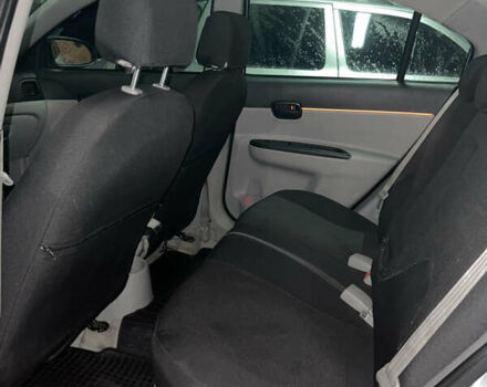 Серый Хендай Акцент, объемом двигателя 1.4 л и пробегом 260 тыс. км за 4500 $, фото 8 на Automoto.ua