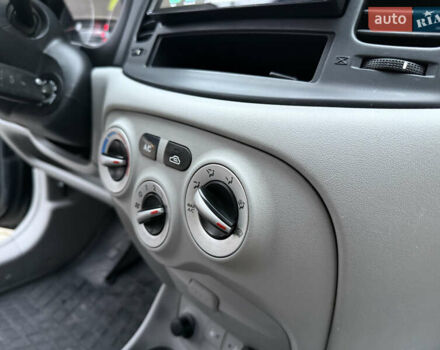 Серый Хендай Акцент, объемом двигателя 1.5 л и пробегом 155 тыс. км за 5200 $, фото 27 на Automoto.ua