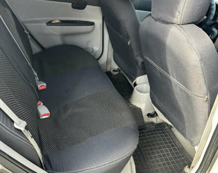 Сірий Хендай Акцент, об'ємом двигуна 1.4 л та пробігом 123 тис. км за 4700 $, фото 4 на Automoto.ua