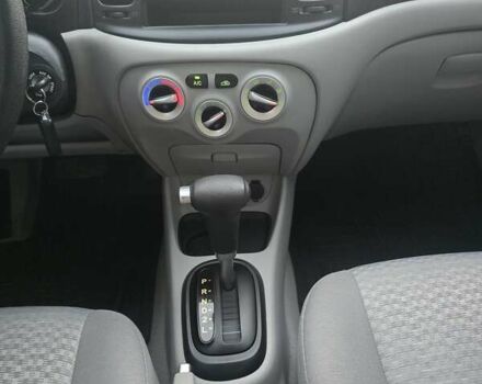 Серый Хендай Акцент, объемом двигателя 1.4 л и пробегом 82 тыс. км за 6600 $, фото 21 на Automoto.ua