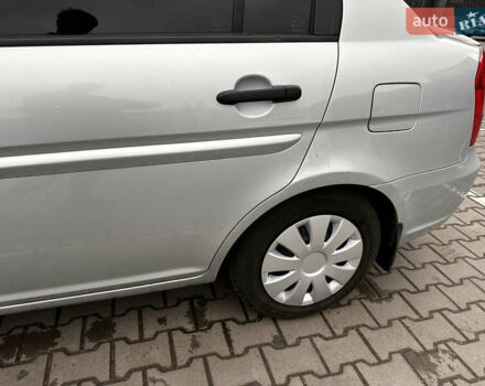 Серый Хендай Акцент, объемом двигателя 1.4 л и пробегом 327 тыс. км за 4500 $, фото 11 на Automoto.ua