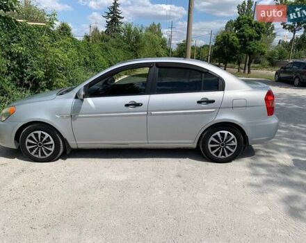 Сірий Хендай Акцент, об'ємом двигуна 1.4 л та пробігом 170 тис. км за 5100 $, фото 1 на Automoto.ua