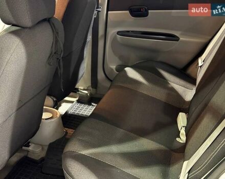 Серый Хендай Акцент, объемом двигателя 1.4 л и пробегом 203 тыс. км за 4990 $, фото 10 на Automoto.ua