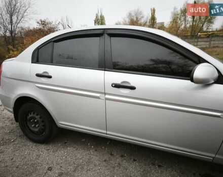 Сірий Хендай Акцент, об'ємом двигуна 1.5 л та пробігом 150 тис. км за 5500 $, фото 6 на Automoto.ua