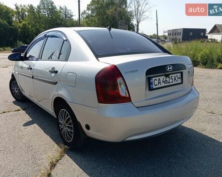 Сірий Хендай Акцент, об'ємом двигуна 1.4 л та пробігом 204 тис. км за 5000 $, фото 3 на Automoto.ua