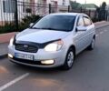Серый Хендай Акцент, объемом двигателя 1.6 л и пробегом 185 тыс. км за 5300 $, фото 3 на Automoto.ua