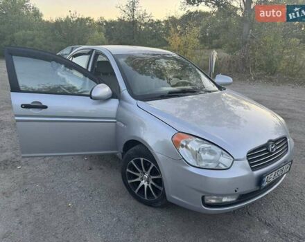 Серый Хендай Акцент, объемом двигателя 1.49 л и пробегом 185 тыс. км за 5200 $, фото 17 на Automoto.ua