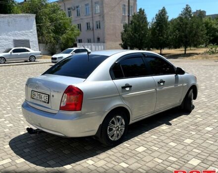 Серый Хендай Акцент, объемом двигателя 1.4 л и пробегом 219 тыс. км за 5800 $, фото 2 на Automoto.ua