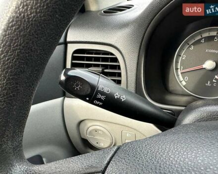 Сірий Хендай Акцент, об'ємом двигуна 1.4 л та пробігом 228 тис. км за 5990 $, фото 21 на Automoto.ua