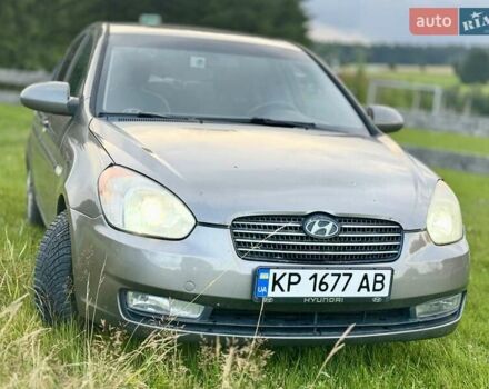 Сірий Хендай Акцент, об'ємом двигуна 1.4 л та пробігом 282 тис. км за 5000 $, фото 1 на Automoto.ua