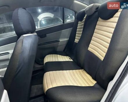 Серый Хендай Акцент, объемом двигателя 1.4 л и пробегом 168 тыс. км за 5200 $, фото 10 на Automoto.ua