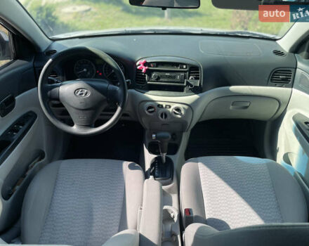 Серый Хендай Акцент, объемом двигателя 1.4 л и пробегом 182 тыс. км за 4700 $, фото 18 на Automoto.ua