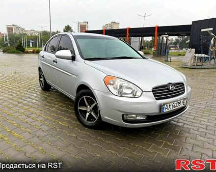 Серый Хендай Акцент, объемом двигателя 1.5 л и пробегом 190 тыс. км за 6200 $, фото 3 на Automoto.ua