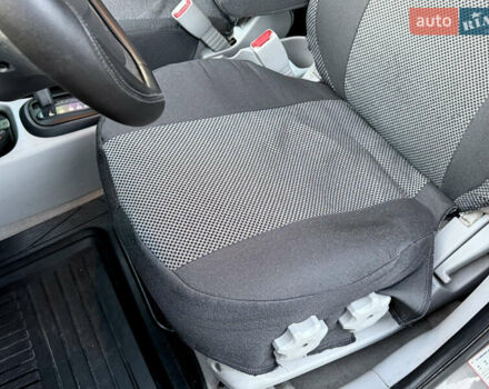 Сірий Хендай Акцент, об'ємом двигуна 1.4 л та пробігом 138 тис. км за 5600 $, фото 45 на Automoto.ua