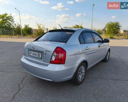 Серый Хендай Акцент, объемом двигателя 1.4 л и пробегом 275 тыс. км за 4700 $, фото 9 на Automoto.ua