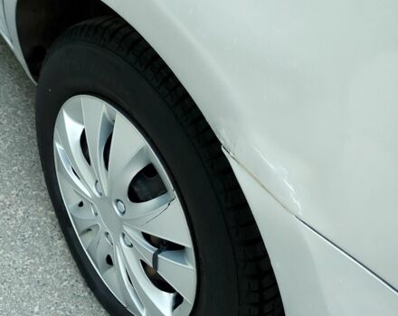 Серый Хендай Акцент, объемом двигателя 1.4 л и пробегом 192 тыс. км за 3950 $, фото 6 на Automoto.ua