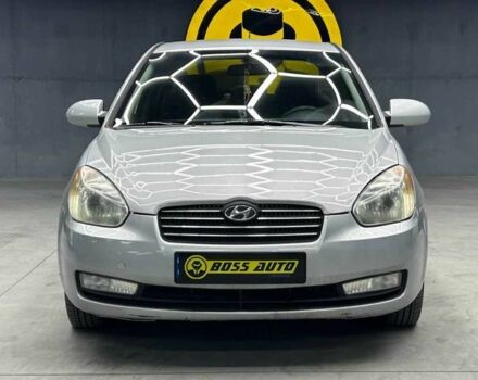 Серый Хендай Акцент, объемом двигателя 1.4 л и пробегом 168 тыс. км за 5200 $, фото 1 на Automoto.ua