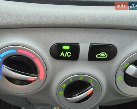 Серый Хендай Акцент, объемом двигателя 1.4 л и пробегом 82 тыс. км за 6600 $, фото 34 на Automoto.ua