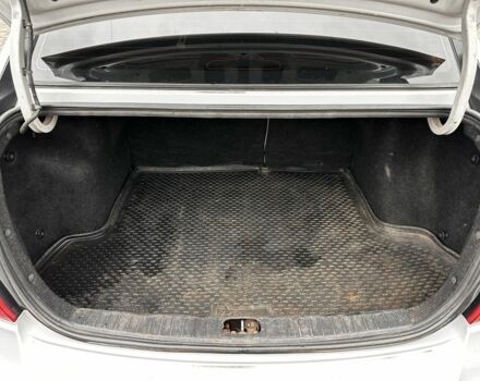 Серый Хендай Акцент, объемом двигателя 1.4 л и пробегом 327 тыс. км за 4500 $, фото 18 на Automoto.ua