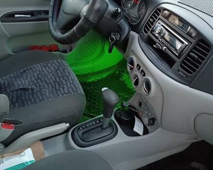 Сірий Хендай Акцент, об'ємом двигуна 1.4 л та пробігом 130 тис. км за 5100 $, фото 38 на Automoto.ua