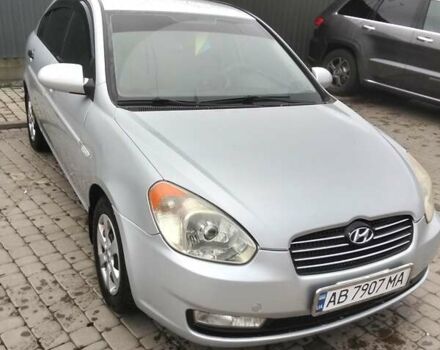 Серый Хендай Акцент, объемом двигателя 1.4 л и пробегом 235 тыс. км за 4250 $, фото 3 на Automoto.ua