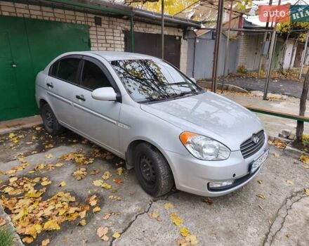 Сірий Хендай Акцент, об'ємом двигуна 1.5 л та пробігом 150 тис. км за 5500 $, фото 1 на Automoto.ua