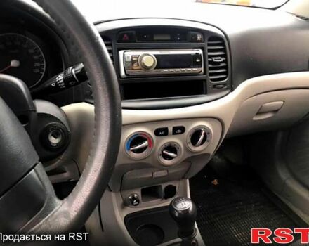 Серый Хендай Акцент, объемом двигателя 1.4 л и пробегом 0 тыс. км за 3500 $, фото 6 на Automoto.ua