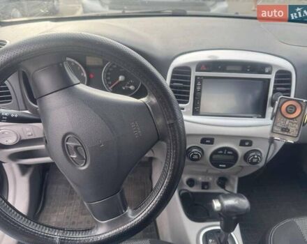 Сірий Хендай Акцент, об'ємом двигуна 1.6 л та пробігом 236 тис. км за 5500 $, фото 1 на Automoto.ua