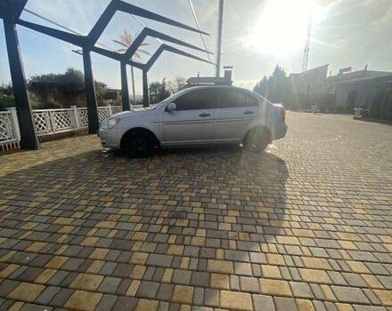 Сірий Хендай Акцент, об'ємом двигуна 1.4 л та пробігом 350 тис. км за 4300 $, фото 7 на Automoto.ua