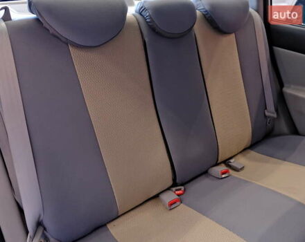 Серый Хендай Акцент, объемом двигателя 1.6 л и пробегом 55 тыс. км за 6900 $, фото 46 на Automoto.ua